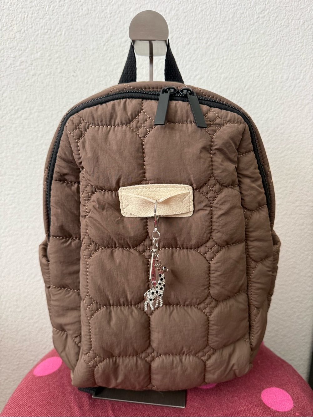Unbranded Brown Quilted Puffer Backpack with Giraffe Logo Bag Charm Japan Thrift